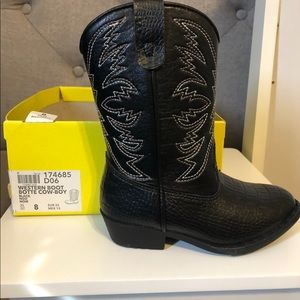 Cow boy boot size 8 toddler